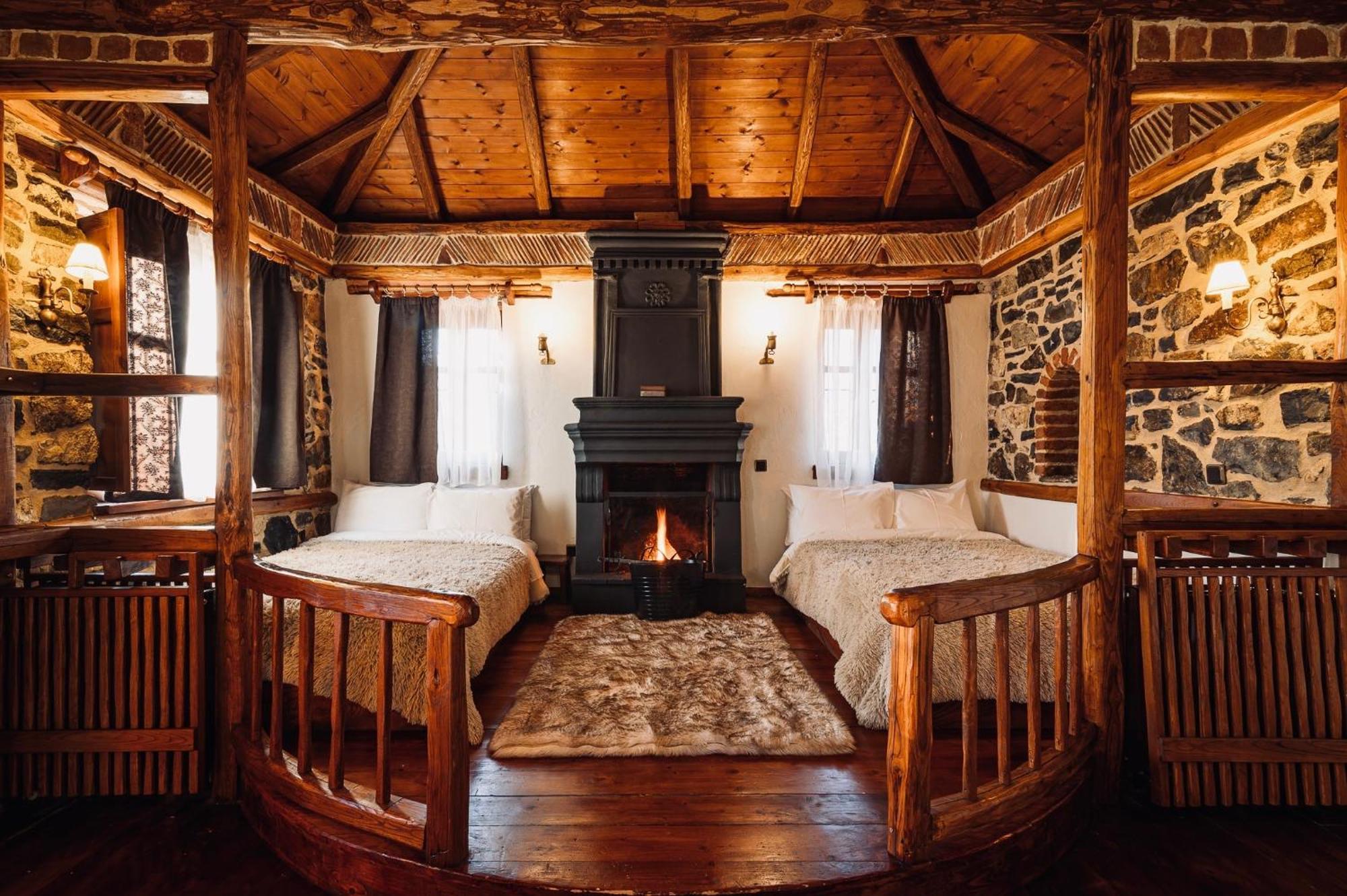 4 Seasons Premium Chalet Agios Athanasios  Eksteriør billede