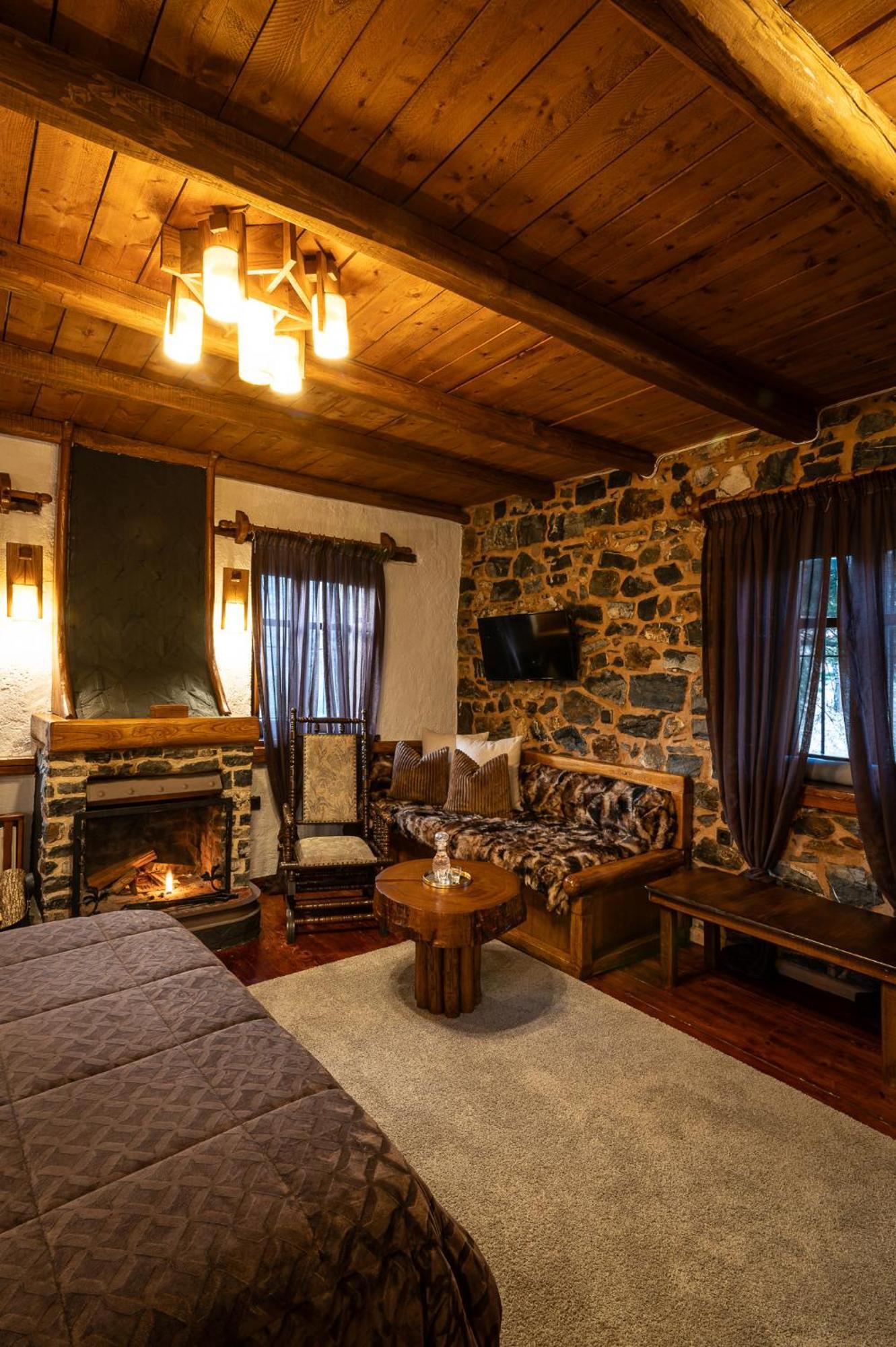 4 Seasons Premium Chalet Agios Athanasios  Eksteriør billede