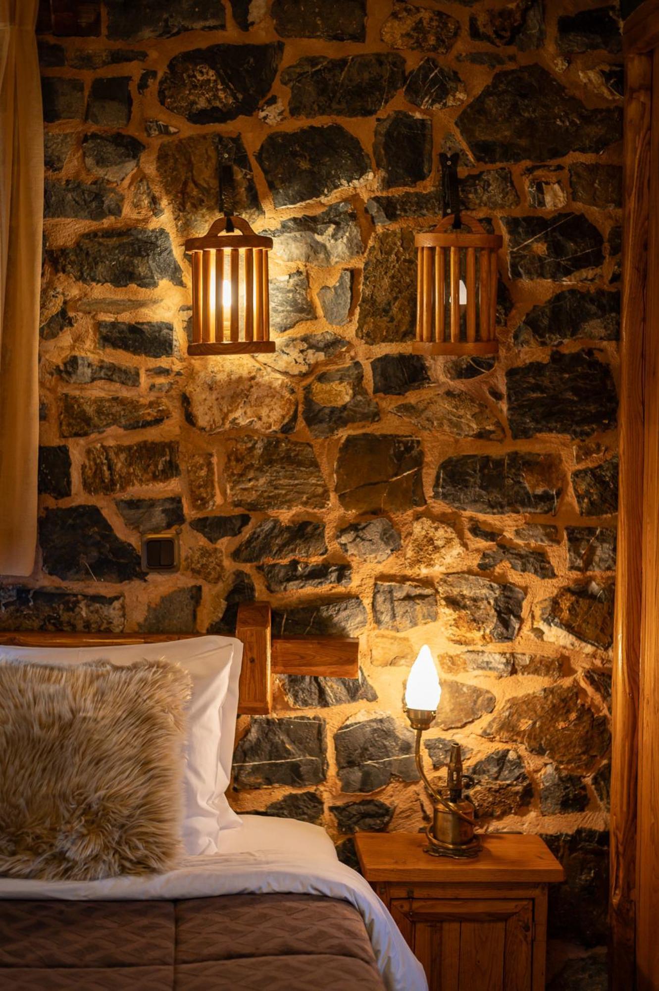 4 Seasons Premium Chalet Agios Athanasios  Eksteriør billede