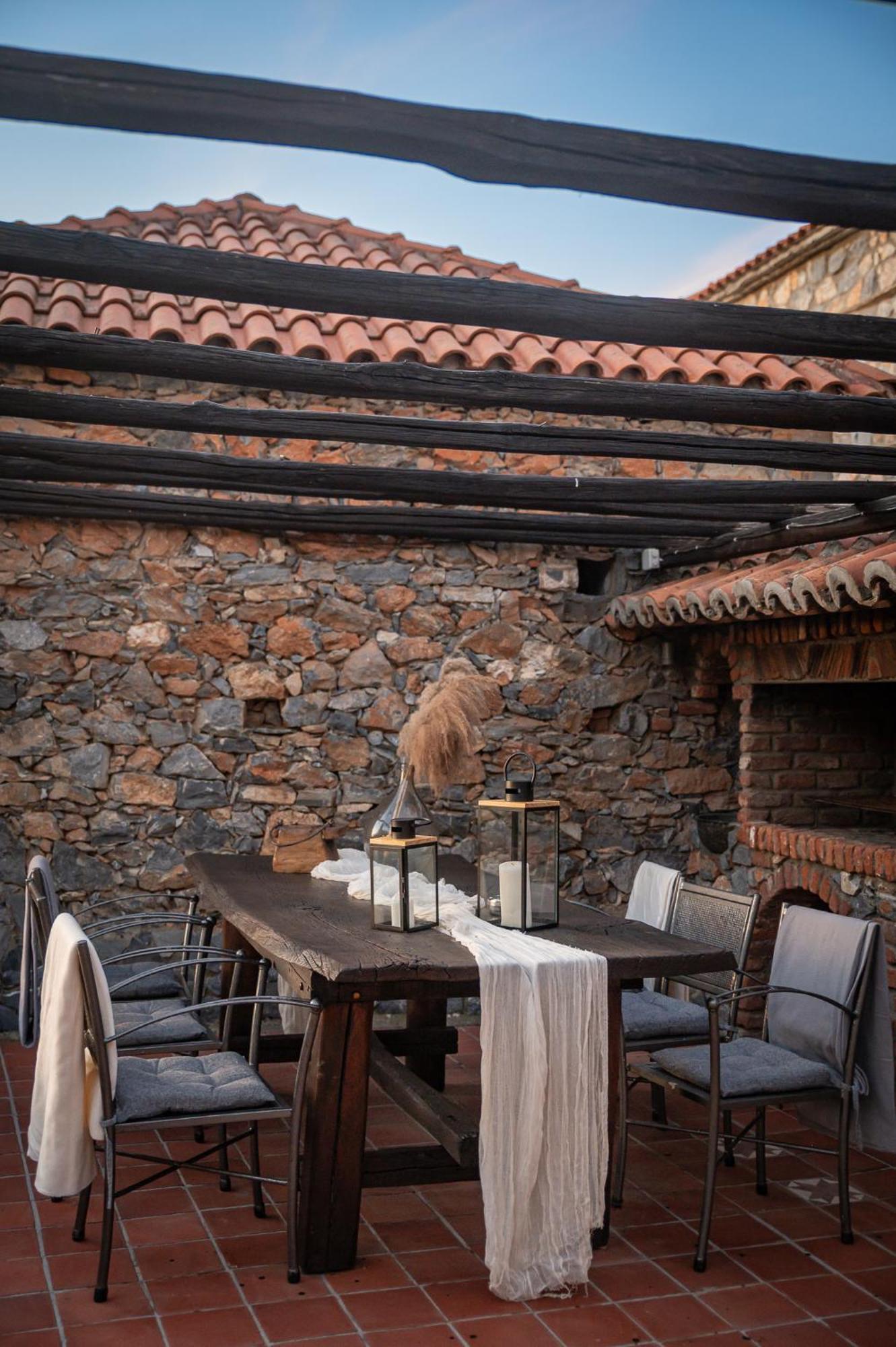 4 Seasons Premium Chalet Agios Athanasios  Eksteriør billede