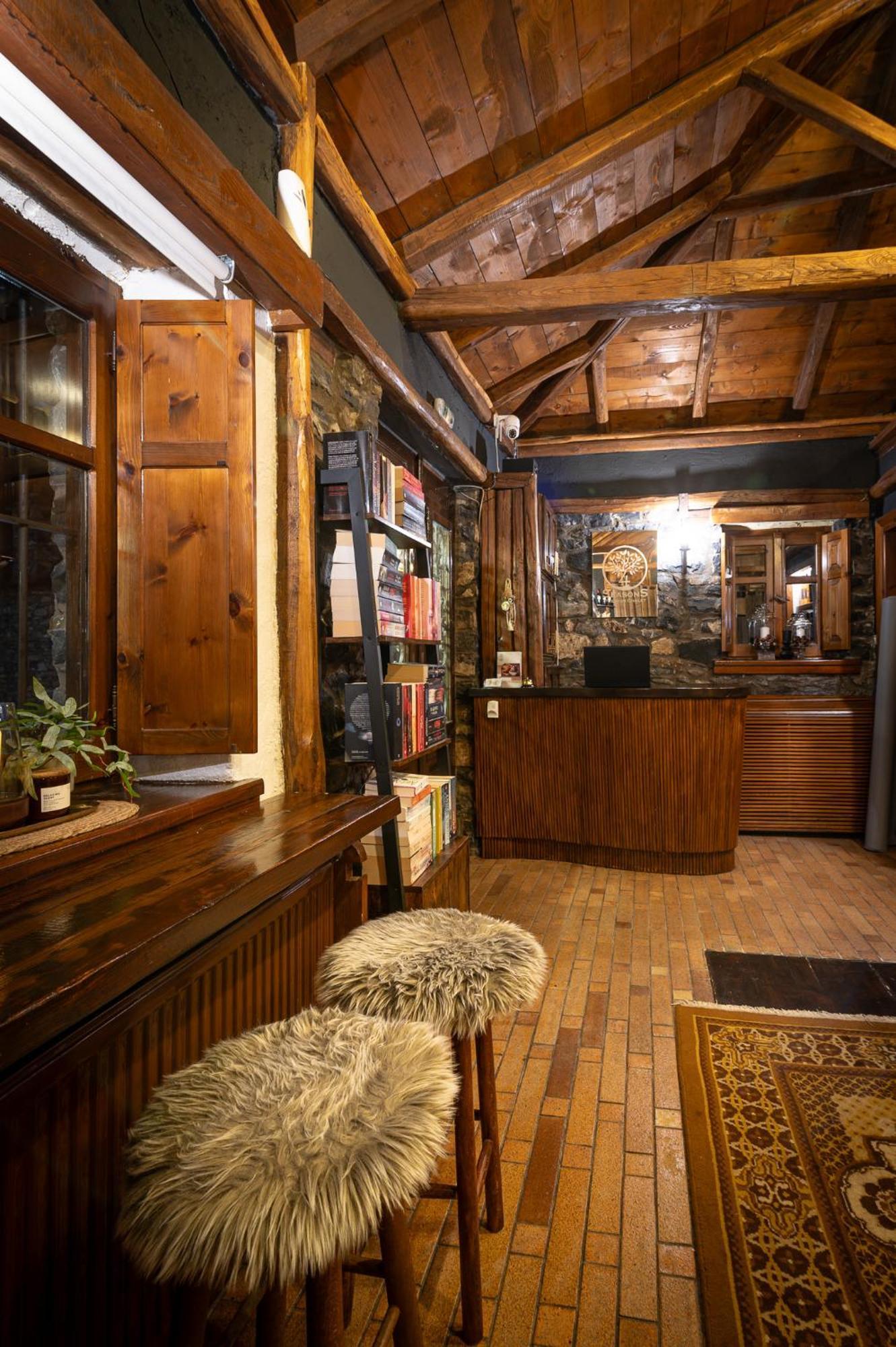 4 Seasons Premium Chalet Agios Athanasios  Eksteriør billede